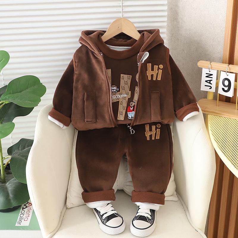 1-4 года Winner Baby Boys Clothes Cute Lion Autumn Boys Clothing Sets Coat + Vest + Bruins Boys Suits Children's Clothing