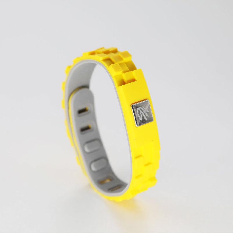 "Wireless Anti-Static Ion Bracelet: Silicone Wristband To Eliminate Static Electricity"