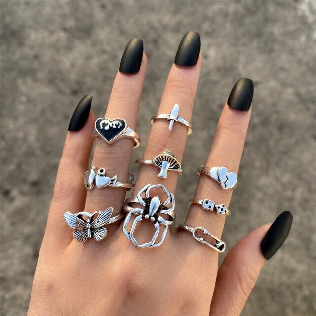 17KM Retro Hiphop Snake Skeleton Skull Rings Set For Men Women Punk Silver Plated Butterfly Chain Rings 2022 Trend Jewelry Gifts