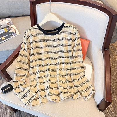 Полосатая футболка большого размера с вырезом-пузырем, длинным рукавом и воротником на спине