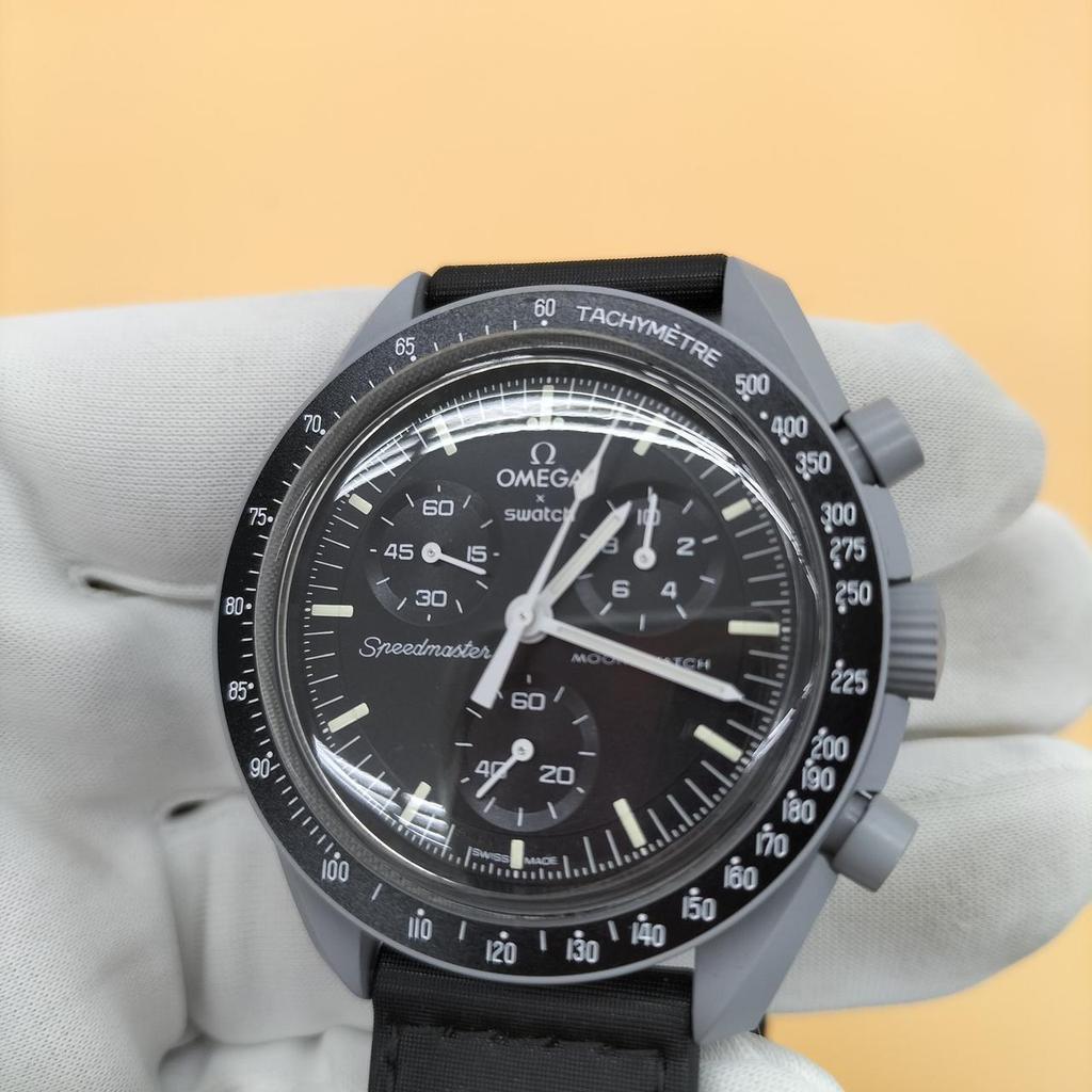 Подержанные часы OMEGA SWATCH S033M100 Mission to The Moon