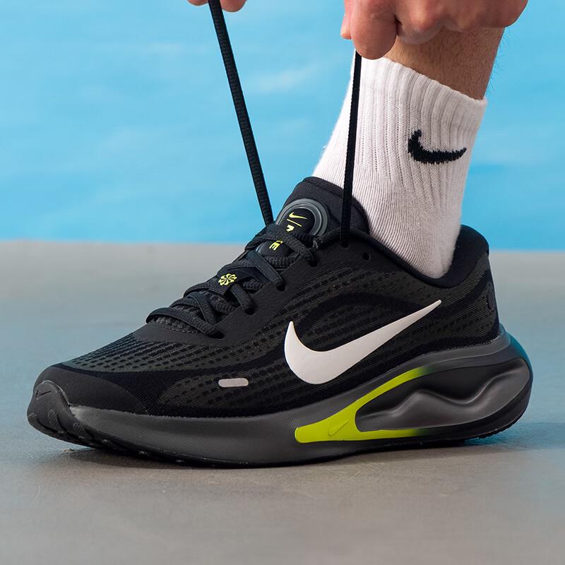 Nike Мужские всесезонные беговые кроссовки FN0228-008