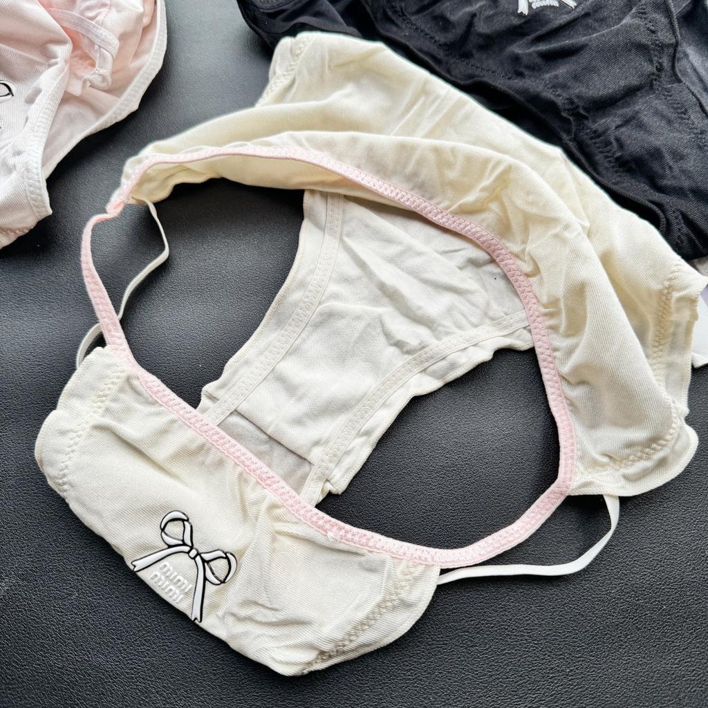 Женские летние сексуальные милые атласные трусики-треугольники из ледяного шелка с высоким разрезом