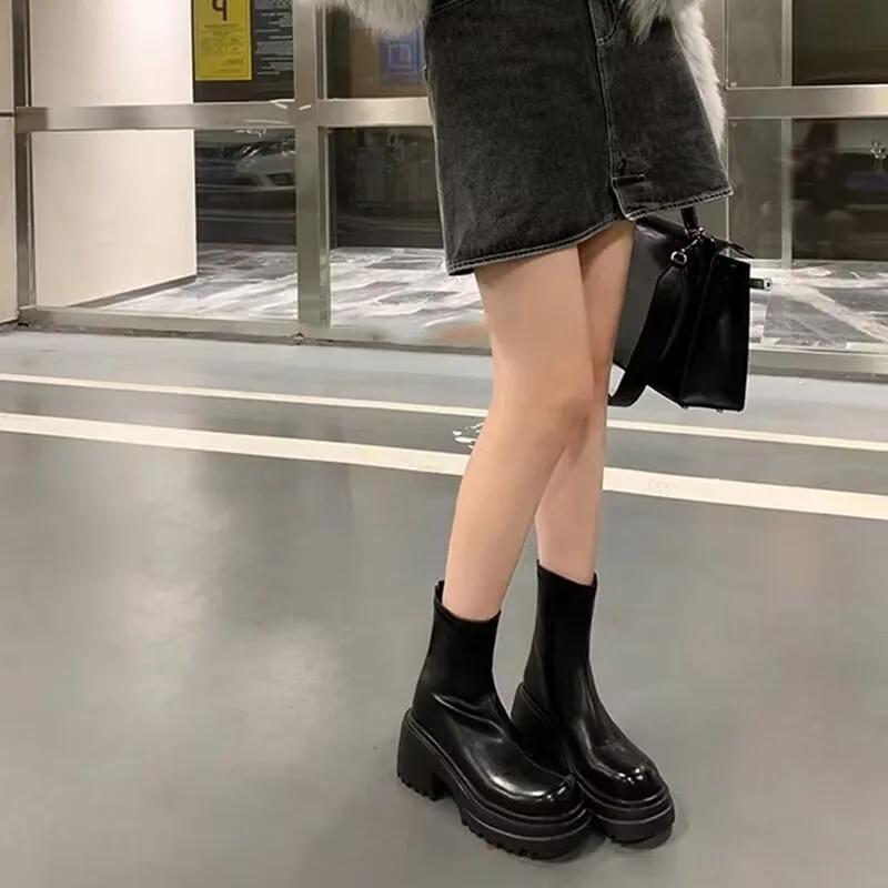 2024 Весна и Осень Лидер продаж Женская обувь Высококачественные однотонные круглые носки на низком каблуке Короткие женские модные ботинки