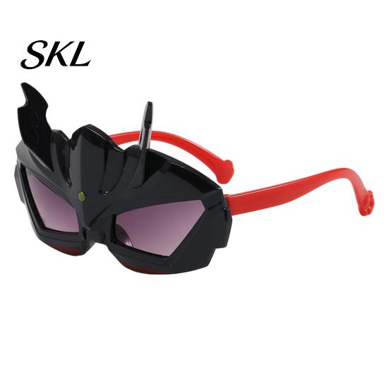 Flexible Frame Kids Sunglasses Boys Anime Hero Sunglasses, UV Protection Cool Cartoon Character Cosplay for Holiday Beach Party Photo Prop Outdoor Sun
