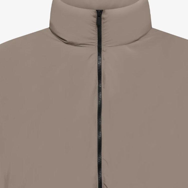 Fear of God Essentials Мужская верхняя одежда, утепленная куртка с полумолнией, SS22, цвет Песочно-бежевый Серый-коричневый, FOG-SS22-073