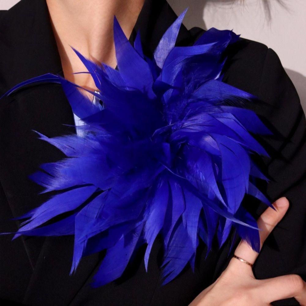 Lightweight Artificial Feather Lapel Pin Colorful Exaggerated Feather Brooch Wedding