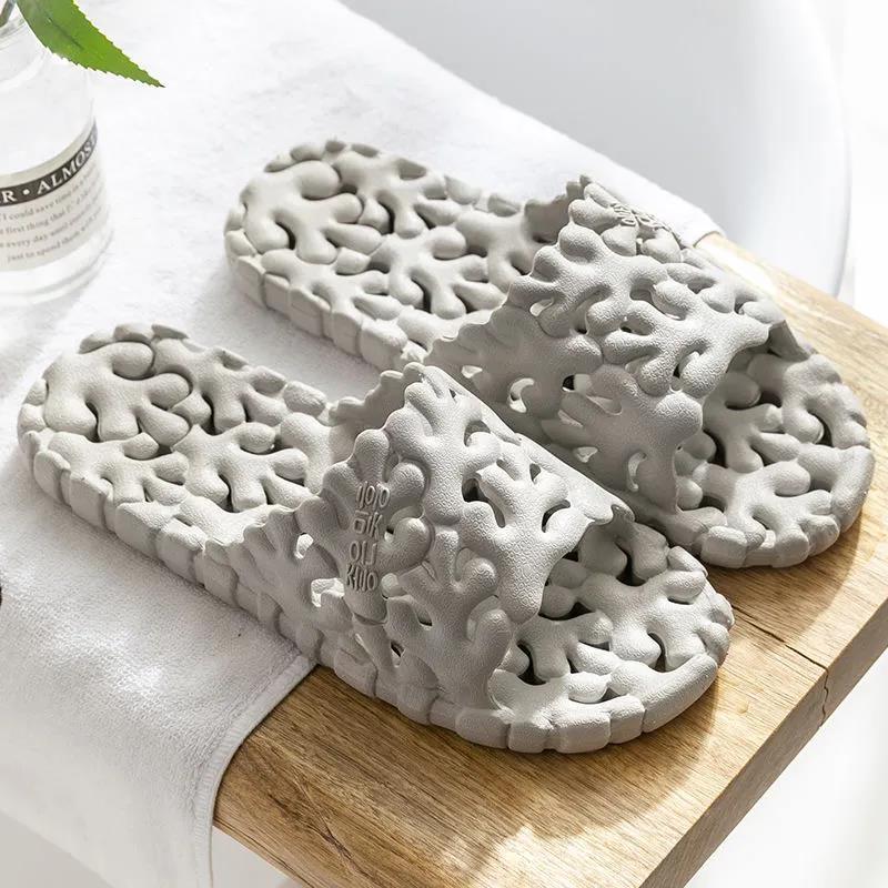 Летние мужские и женские тапочки. Нескользящие тапочки для пар с плоской подошвой.