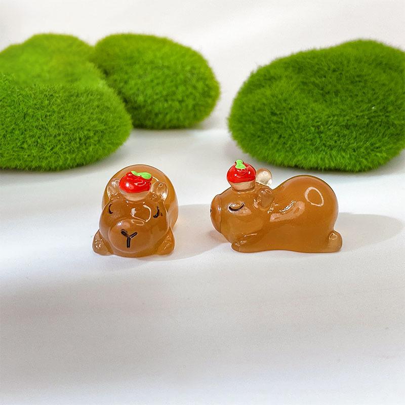 2Pcs Luminous Mini Capybara Resin Miniatures Glow At Night Fairy Garden Decoration Diy Ornament Cute Figurines Desk Decoration