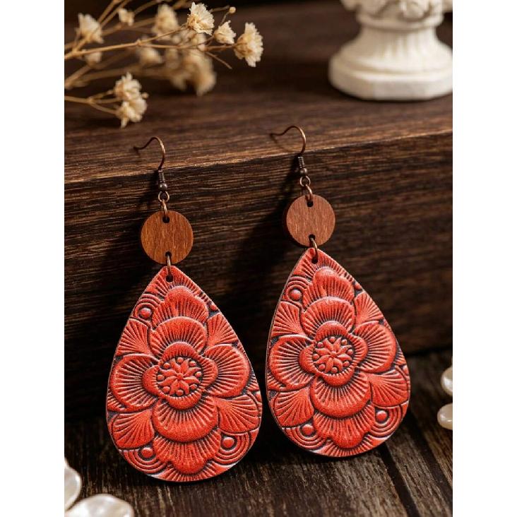 1 Pair New Vintage Carved Flower Teardrop PU Leather Women's Earrings