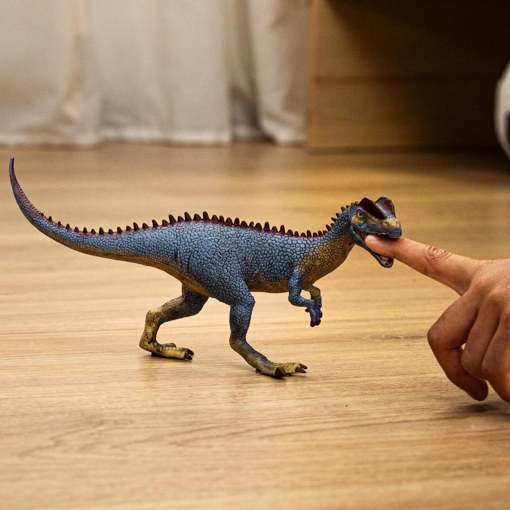 SCHLEICH Dinosaur Dilophosaurus Figure, Realistic Prehistoric Predator Toy for Kids Aged 5+