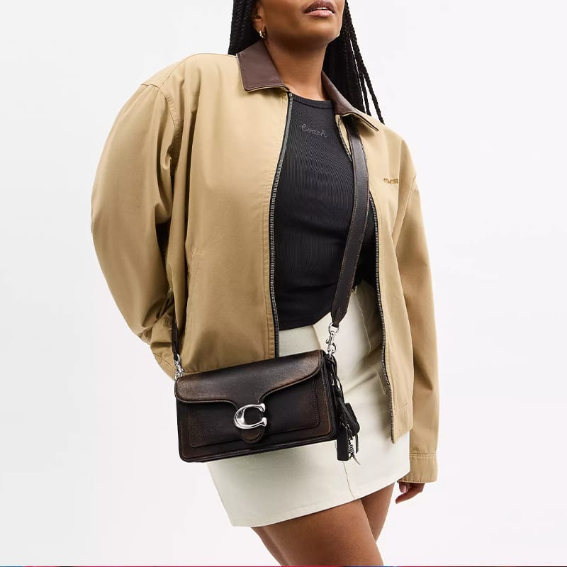 Coach Коричневая коровья кожа с тигровым окрасом Сумка через плечо Средняя Женская Светло-чайный коричневый CBH35-LHPMZ