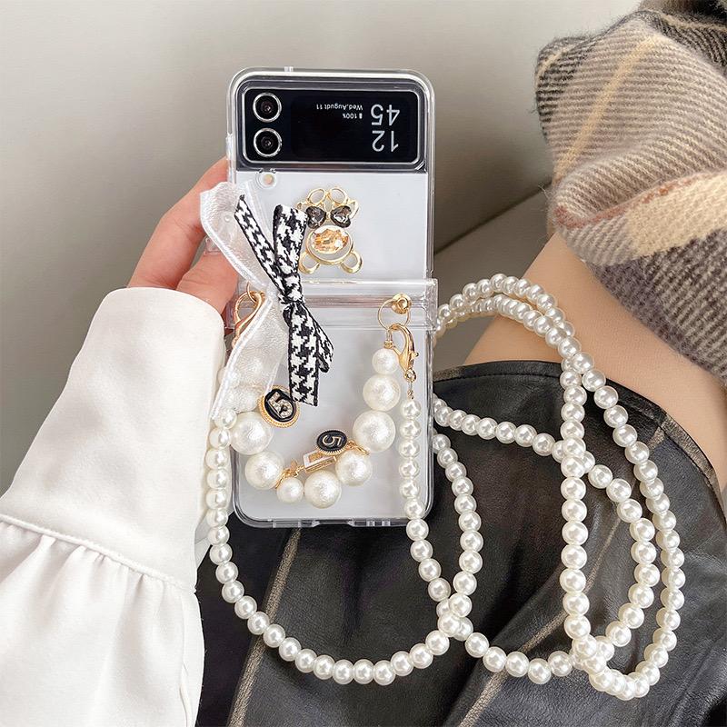 Чехол-раскладушка с цепочкой из жемчуга и бантом для Samsung Galaxy Z Flip 3 Galaxy Z Flip 4 Galaxy Z Flip 5 с рисунком в виде мультфильма