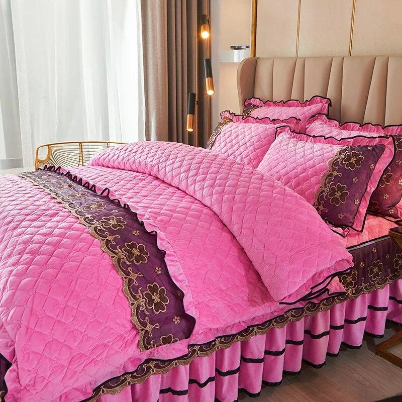 Стеганый бархатный комплект постельного белья Queen King Size, двуспальная кровать, пододеяльник, кружевная юбка на молнии, европейские однотонные 2 наволочки