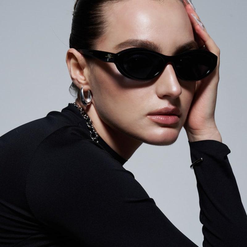 RECLOW BREAST SUNGLASS black