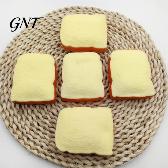 Sliced Bread Sensory Toy 1/2Pcs Simulated Toast Stress Relief Toy, Squeeze Soft Stretchy Fake Food Fidget for Kids Teens Adults Desk