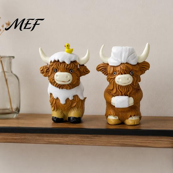 Healing Home Decor Pieces Highland Cow Resin Figurine, Cute Bath Cap Statue, Small Animal Sculpture for Table Desk Shelf Vanity Bathroom, Unique Gift