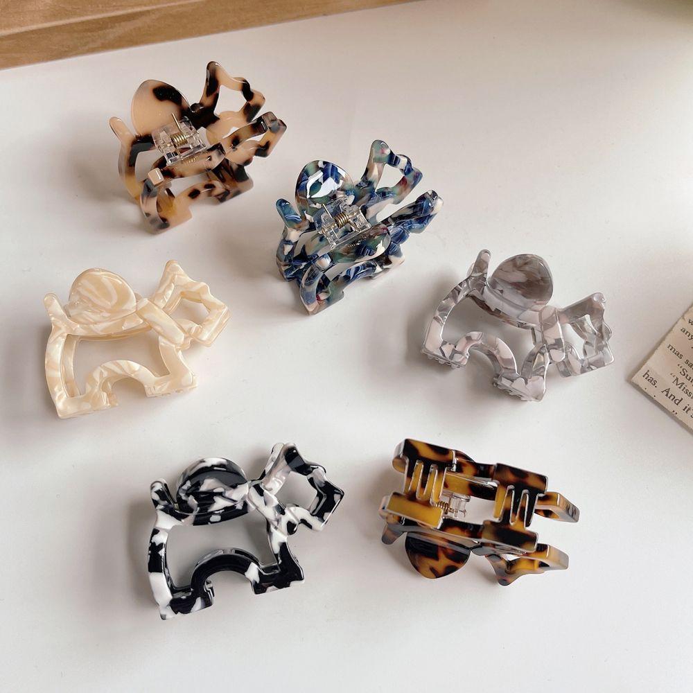 Fashion Design Women Hair Accessories Dog Hollow Hair Claw Animal Barrettes Korean Style Hair Clip