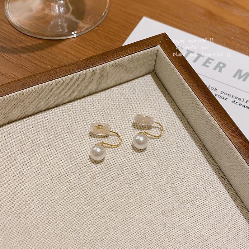 Французские жемчужные клипсы для ушей: Без пирсинга, дизайн со спиралью от комаров, гвоздики, легкая роскошь, ниша, маленькие, нежные и элегантные серьги