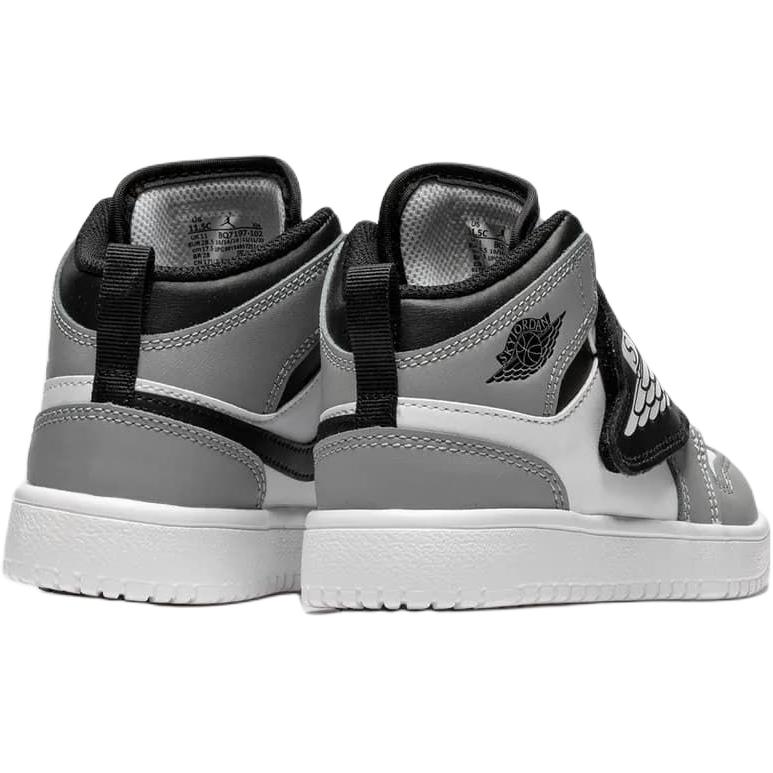 Air Jordan Sky Jordan 1 PS Белые Черные Серые Кроссовки для Детей Черный-Серый BQ7197-102