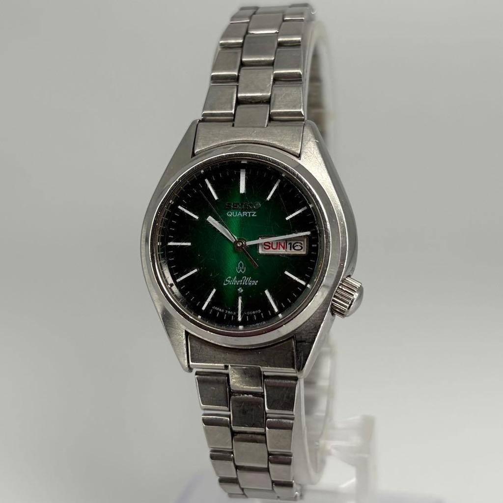 Used SEIKO Silver Wave QZ Watch Manufactured in 1978 Battery replaced