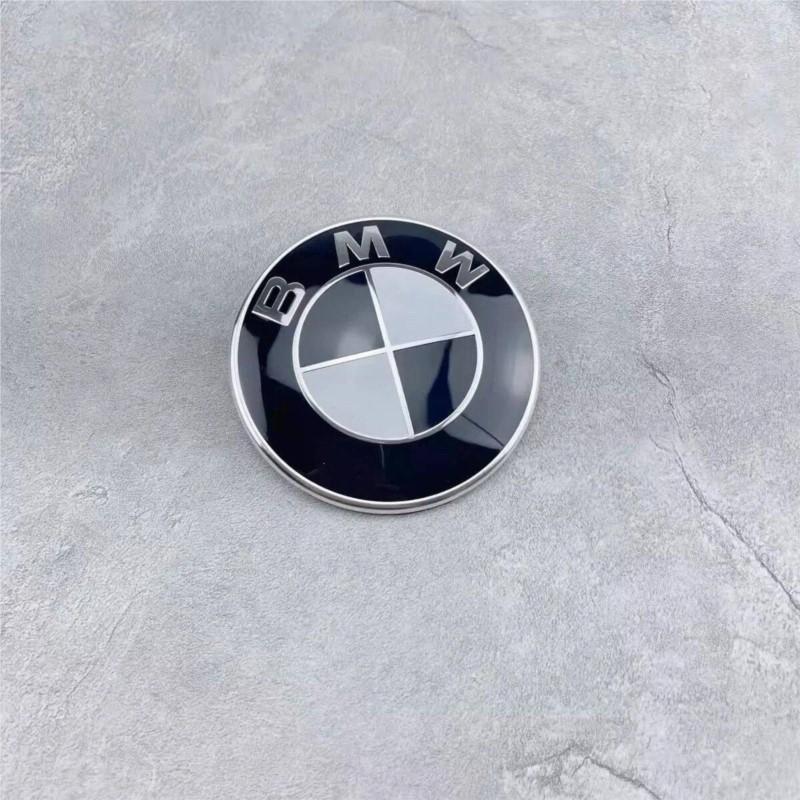 For BMW M Car Black White BMW Logo Front Hood Emblem 82mm Rear Badge 74mm Wheel Hub Cap 68mm steering wheel sticker 45mm Accessories