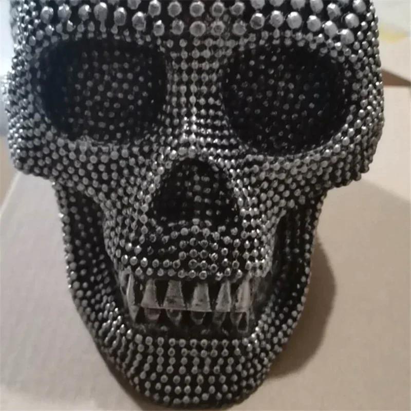 Big Silver Skull Statue Resin Crafts Decorative Ornaments Halloween Decoration Sculpture Home Decor Figurines Office Desk Decor