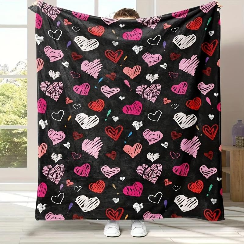 1pc Of Modern Heart Pattern Flannel Blanket, Comfortable And Soft Blanket, Suitable for Travel, Camping, Office, Bed, All Seasons, Ideal for Gifting,