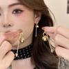 111 серебряных игл, серьга-кисточка с двумя шариками, с чувством дизайна и темперамента, серьги в стиле легкой роскоши, подчеркивающие лицо и стройные уши.