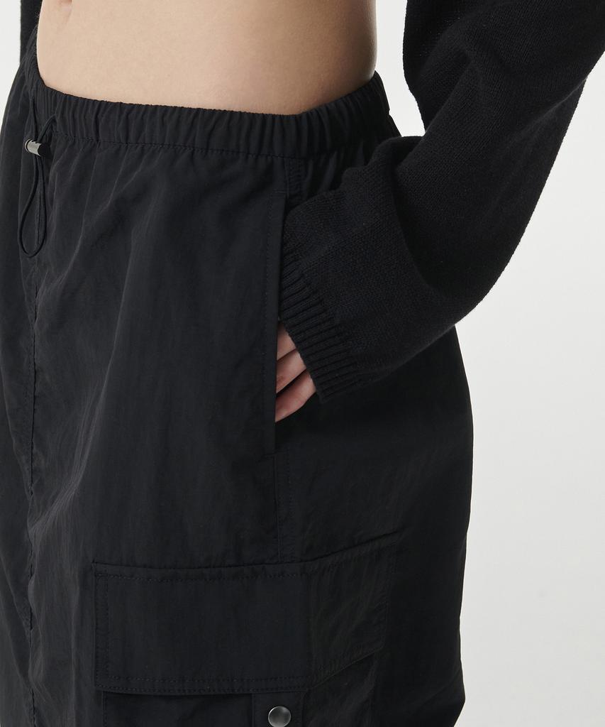 Musinsa Standard Woman Women'S Nylon Parachute Skirt [Black]