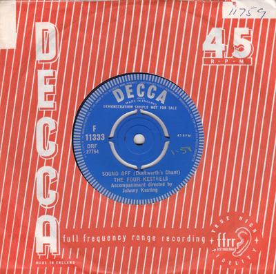 7-дюймовая пластинка FOUR KESTRELS - Sound Off (Песнопение Дакворта) F11333PROMO Decca 1961 UK Рок Б/У