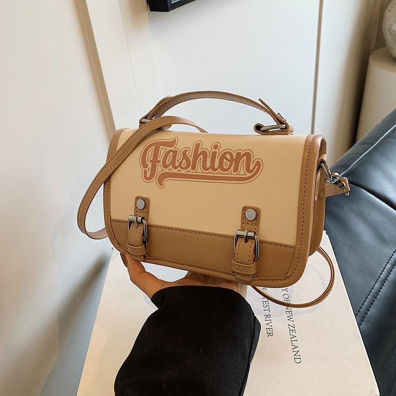 Модная и трендовая сумка через плечо, персонализированная повседневная сумка нового стиля, женская красивая сумка для весны и лета, портативная маленькая квадратная сумка для почтальона
