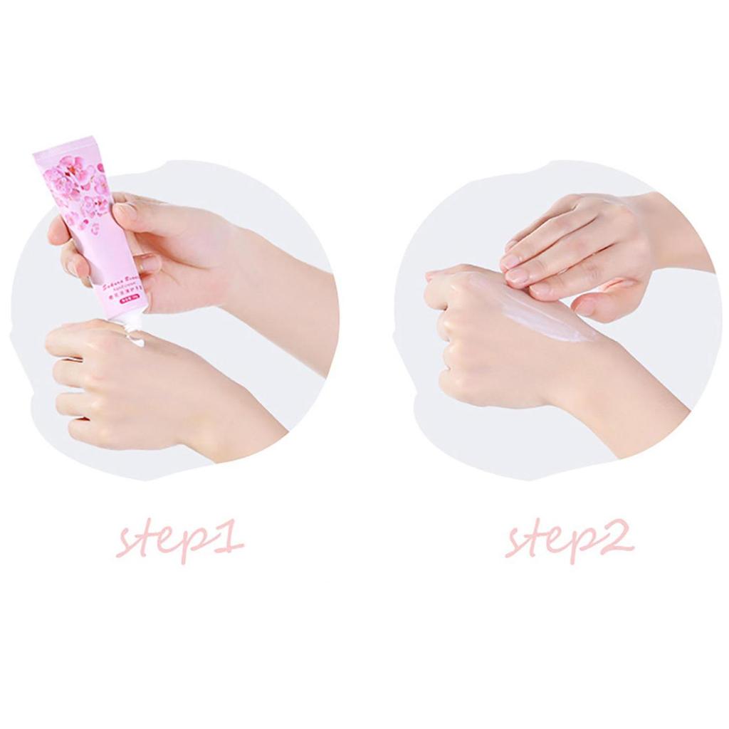 Korea Plant Essence Moisturizing Hand Cream Random Style U8S0
