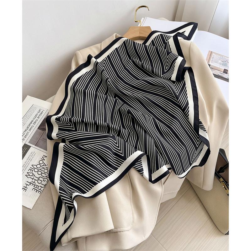 2025 Новая Мода Женский Треугольный Шарф Богемный Стиль Пейсли Дизайнер Длинная Лента Твиловый Шелк Шарфы Косынка Роскошь