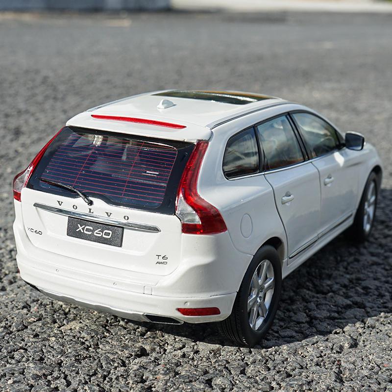 Zqdtx1 1:18 2015 Volvo XC60 Внедорожник Литой Модель Автомобиля Металлические Модели Машинок Высокая Симуляция Коллекция Игрушка для Детей Подарки Декор