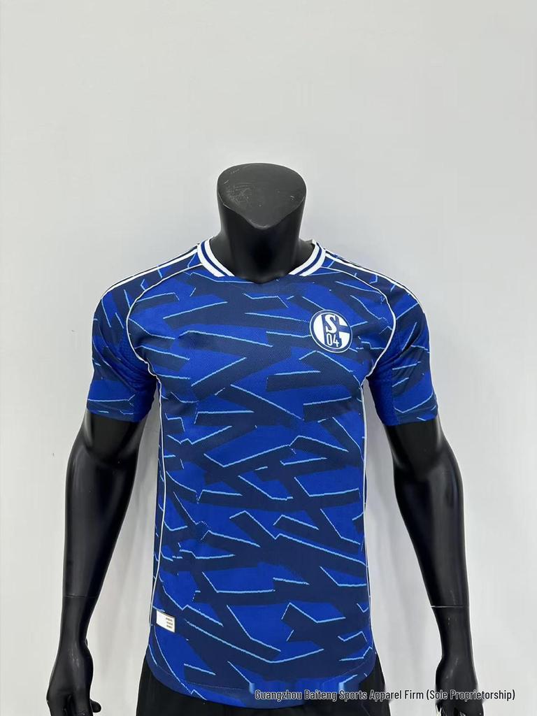 2526 Футбольные майки: Челси, Вулверхэмптон, Лиссабон, Эвертон, Ривер Плейт, Кукута, Атлетико Насьональ - Домашний и Выездной