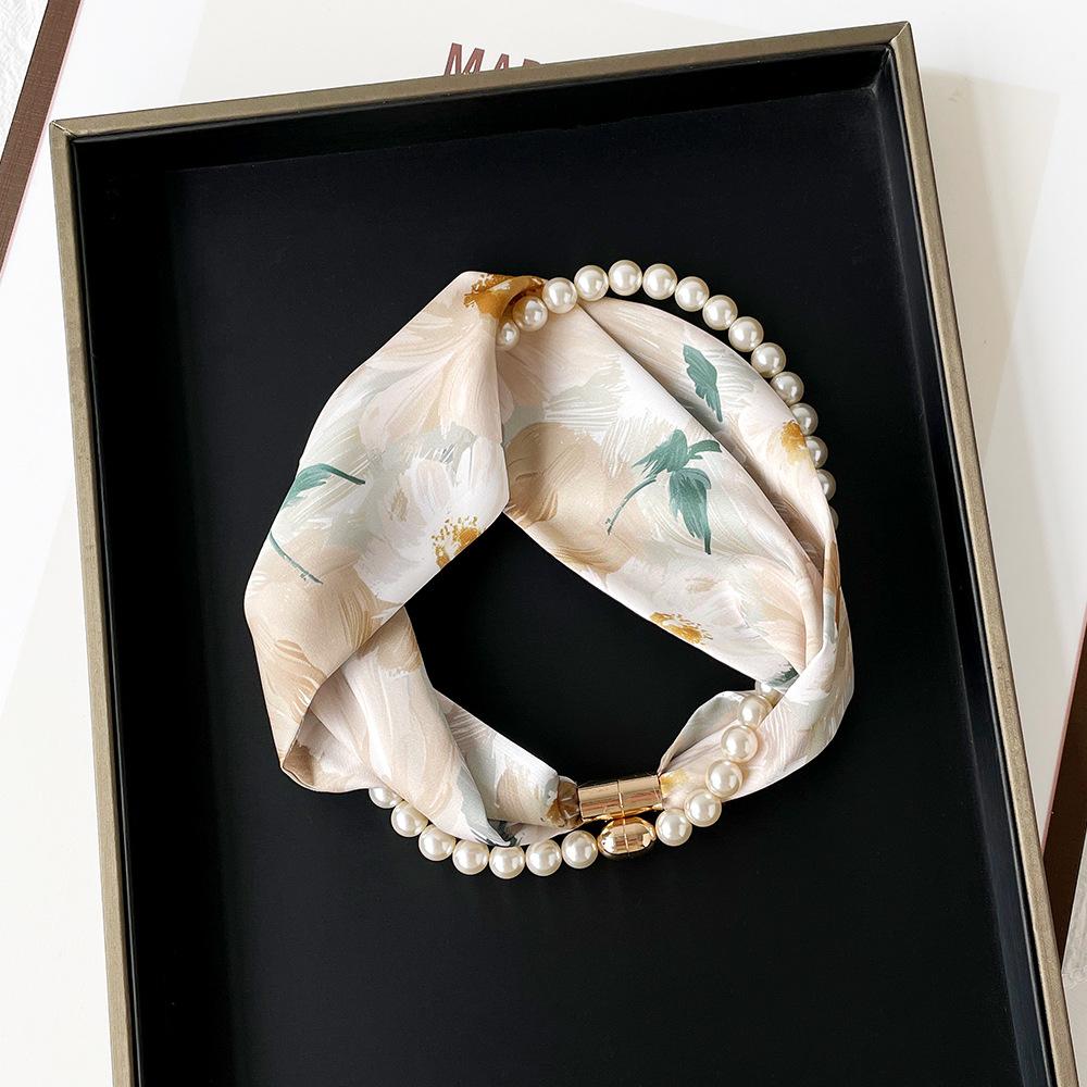 1116 spring and summer new silk scarf women's niche high-end pearl magnetic buckle necklace foreign-style wear printed small scarf