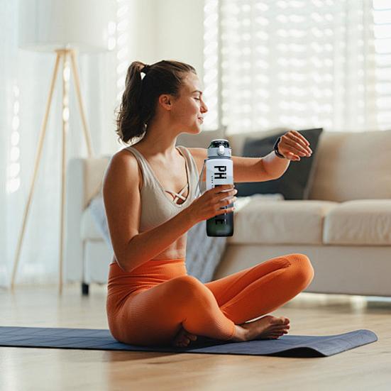 Спортивная бутылка для воды на 1000 мл с соломой, герметичная маркировка времени, термостойкая, градиентная чашка для воды без BPA для фитнеса, офиса, школы, йоги