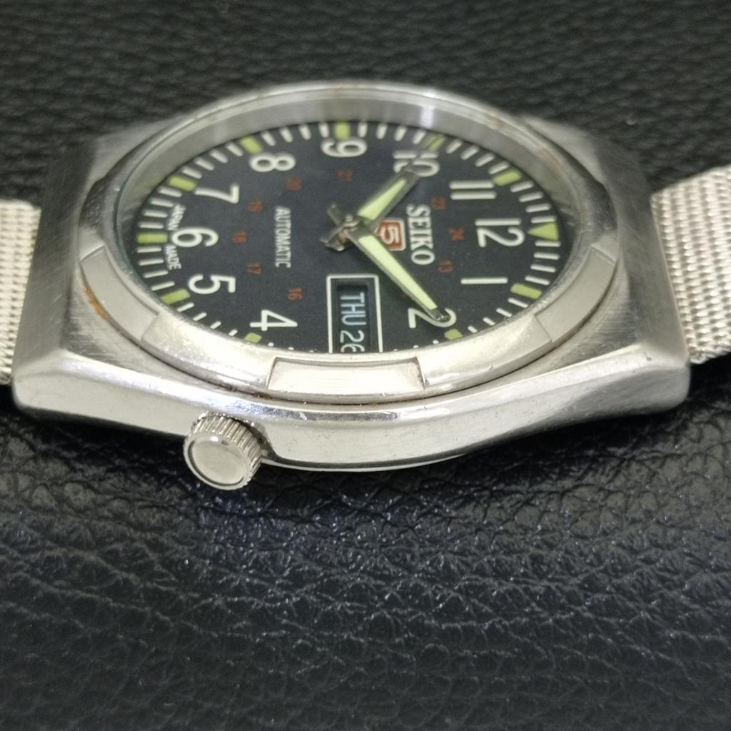 Seiko 5 АВТОМАТИЧЕСКИЕ ЯПОНСКИЕ 7009A МУЖСКИЕ ВИНТАЖНЫЕ ЧАСЫ С ЧЕРНЫМ ЦИФЕРБЛАТОМ a701318-5 R206a-a701318