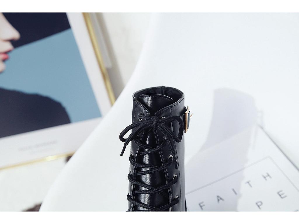 Женские ботинки Martin в британском стиле 2024 года: Модные короткие сапоги на толстом каблуке и толстой подошве в корейском стиле на осень/зиму.