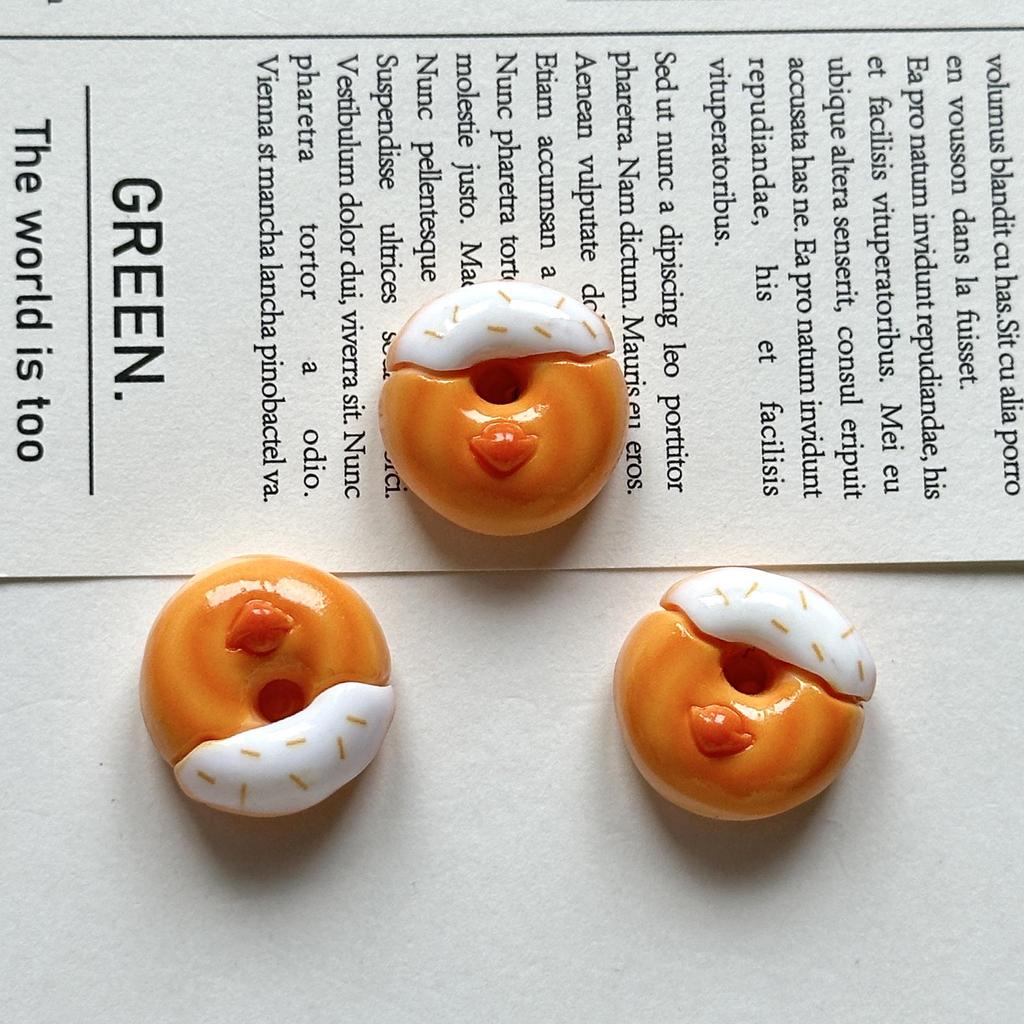 Имитация еды из смолы своими руками: Пончики, торты, тосты, кремовый клей и мелкие аксессуары для творчества