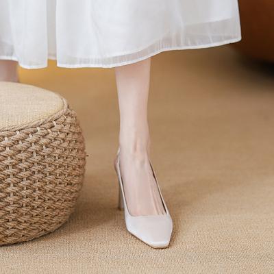 Темпераментные, не утомляющие ноги сандалии популярны ранней весной, с острым носком, на толстом каблуке, пустые туфли на высоком каблуке женские 2025