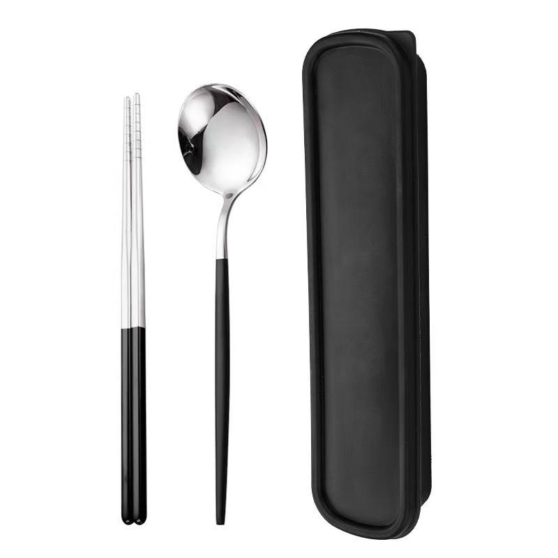 Дорожный набор столовых приборов из нержавеющей стали 410: Вилка, Ложка и Палочки в Подарочной Коробке. Идеально подходит для студентов!
