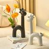 Милая керамическая ваза с оленями для сухоцветов, украшения дома, офисных аксессуаров, милый садовый декор, контейнер для цветов в виде животных, подарок
