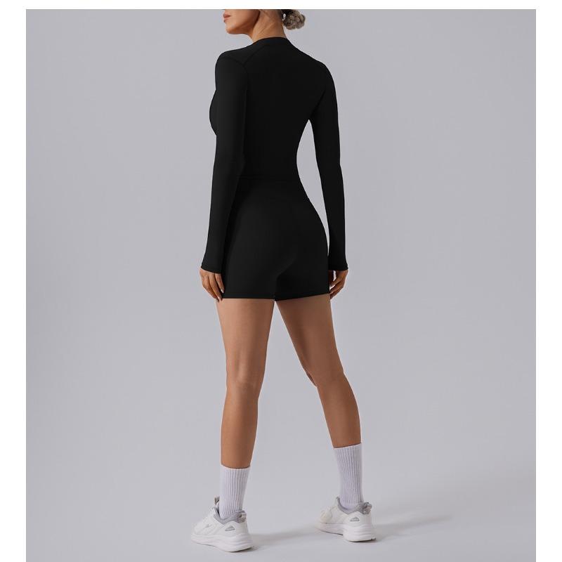 Влагоотводящий тренировочный костюм