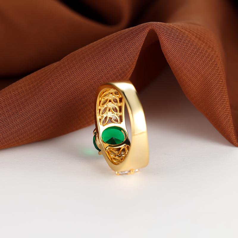Vintage Palace Style Hollow Out Green Stone Finger Rings For Lady Luxury Gold Color Wedding Rings Jewelry Gifts