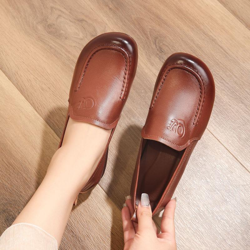 New Leather Mother Shoes Single Shoes Comfortable Soft Sole Middle-aged Women Flat Non-slip In the Elderly Women's Shoes Spring and Autumn