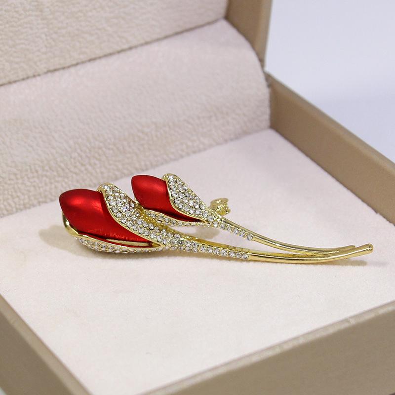 Elegant  Rose Flower Brooches Lapel Pins Jewelry Decoration