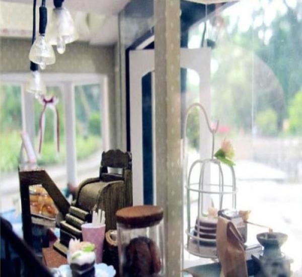 Кукольный домик ручной работы набор миниатюрный европейский путевой дневник парижская уличная улочка кафе в г. Гальштат (t-ФРИК)