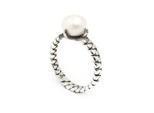 Кольцо с плоским жемчугом Frica Jewelry